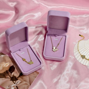 Scatola per Gioielli in Plastica Vellutata con Logo Personalizzato in Rilievo per Bracciali, Anelli e Collane - Product Image 3