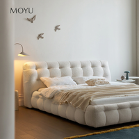 Lit double moderne français en tissu rembourré crème avec cadre en bois, meubles de chambre principale sur mesure, garantie de 3 ans