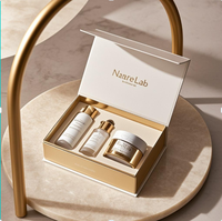 Boîtes en carton rigide de luxe avec doublure en éponge en matériaux recyclés, fermeture magnétique, logo personnalisé pour l'emballage cosmétique