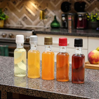Bouteilles en plastique vides miniatures de 50 ml (1,7 oz) pour échantillons d'alcool, whisky, vodka, soda, spiritueux, vin – Emballage de bouteilles
