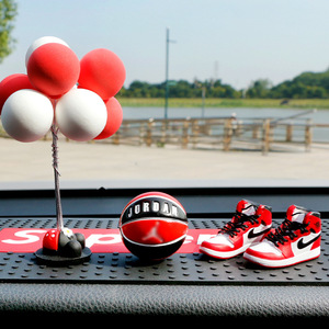 Scarpe da Basket AJ1 di Alta Qualità Modello 23, Decorazioni per Auto con Logo Creativo e Nome del Giocatore di James, Kobe, Curry - Product Image 5