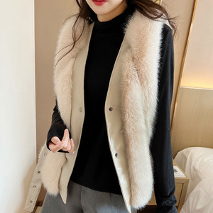 Gilet en fausse fourrure pour femme, court et sans manches, chaud pour l'hiver, en fourrure de renard, vêtement d'extérieur décontracté et élégant - Product Image 3