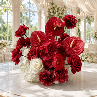 Support floral de mariage corail pêche, arrangement floral en soie artificielle avec roses et orchidées en cascade sur socle pour la décoration de l'allée de cérémonie