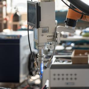 Mesin las Robot <span class=keywords><strong>Laser</strong></span> 3d baru, mesin logam harga murah, 6 AS, las lengan Robot industri 1500w untuk karbon aluminium - Product Image 6