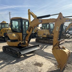 Mini-excavatrice sur chenilles d'occasion 303.5E |   Excavatrice hydraulique compacte Caterpillar d'occasion de 3,5 tonnes, modèle 2024, godet de 0,15 m, 23,6 kW - Product Image 1
