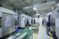Usinage CNC 5 axes de haute précision d'aluminium anodisé, de laiton et d'acier, produits de tournage sur mesure