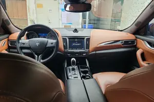 Guazi <span class=keywords><strong>Precio</strong></span> Bajo Ma-serati Levante Gasolina 3,0 SUV Coche Usado 4WD 5 Asientos - Product Image 5