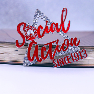 Thiết Kế Màu Đỏ Và Trắng Tone Sisterhood Delta <span class=keywords><strong>Pin</strong></span> Rõ Ràng Bling Trang Trí Dst Sorority 1913 Biểu Tượng Tam Giác Đồ Trang Sức Trâm - Product Image 5