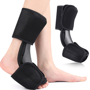 Orthèse de soutien pour pied tombant, attelle de cheville pour dorsiflexion, équipement de protection noir, taille réglable - Product Image 1