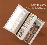 Ensemble de pinceaux de maquillage de voyage multifonctionnels pliables à double extrémité avec pinceau pour les yeux et boîte de rangement portable