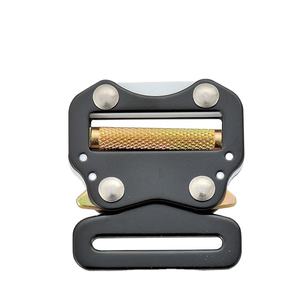 Fibbia da arrampicata da esterno regolabile in Hardware per cintura di sicurezza accessori fibbia in metallo - Product Image 1