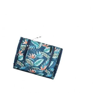 Pochette de maquillage en nylon imperméable personnalisée, grande taille, fabriquée par des fabricants certifiés BSCI, organiseur de voyage suspendu pour cosmétiques et articles de toilette - Product Image 6