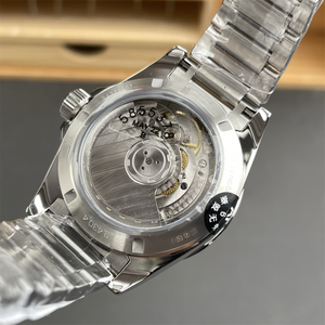 <span class=keywords><strong>Montre</strong></span> mécanique de luxe pour <span class=keywords><strong>femme</strong></span>, élégante, <span class=keywords><strong>avec</strong></span> cadran vert et boîtier en acier inoxydable ; le mouvement est visible. - Product Image 4