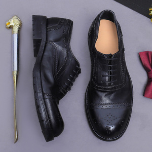 Zapatos de cuero grabados, zapatos de negocios Goodyear Welt para hombre, zapatos Oxford de cuero versátiles británicos hechos a mano para boda - Product Image 5