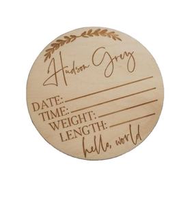 Cartes d'annonce de bébé nouveau-né gravées en bois | Signe de statistiques de naissance - Product Image 3