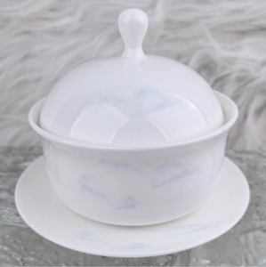 Juego de vajilla de porcelana fina china azul claro con diseño de montaña, 45% de contenido de hueso, base mate en relieve, de lujo para hotel y banquetes, cerámica personalizada. - Product Image 3