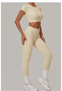 Nuevo Conjunto de Yoga Ajustado y de Secado Rápido, Conjunto Deportivo de Manga Corta <span class=keywords><strong>para</strong></span> <span class=keywords><strong>Correr</strong></span>, Ropa Deportiva con Espalda Descubierta <span class=keywords><strong>para</strong></span> <span class=keywords><strong>Mujer</strong></span> - Product Image 4