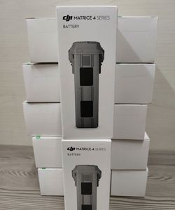 Matrice 4T 4E Global Version Parts Original <b>Battery</b> 99Wh 49mins Flying Time 6741mAh Li-ion 4S Intelligent <b>Battery</b> - Product Image 5