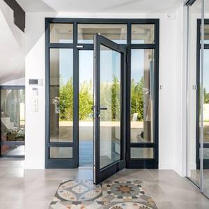 Pintu Masuk Ganda Anti Api Modern dari Aluminium dan Kaca dengan Desain Keluar untuk Penggunaan Hotel, Komersial, dan Industri - Product Image 1