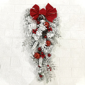 Decorazione per la festa di <span class=keywords><strong>capodanno</strong></span> decorazione per la casa da parete in pino artificiale ghirlanda di Rattan porta d'ingresso ghirlanda decorativa di buon natale - Product Image 4