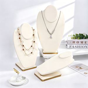Présentoir de Luxe en Velours pour Colliers et Bijoux – Mannequin Buste pour Vitrine et Comptoir - Product Image 3