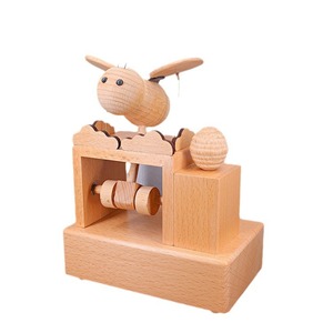 32 chansons dans la boîte à musique électrique Jouez à des jouets nouveaux et étranges Cadeau de la journée internationale des enfants Diligent Honey Music Box - Product Image 4