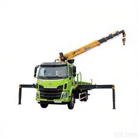 Grue montée sur camion Liuzhou, équipée d'une grue hydraulique de 12 tonnes, véhicule de levage et de transport d'acier pour la construction.