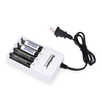 Doublepow Intelligent 1.2V Fast 4-Slot AA/AAA NiMH/NiCd Chargeur de batterie rechargeable Indicateur LED Canaux de charge indépendants