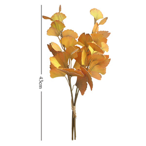 Ramillete de Hojas de Ginkgo Artificiales Realistas al Tacto, 4 Ramas, Color Verde, 43 cm, para Decoración del Hogar, Estilo Moderno - Product Image 6