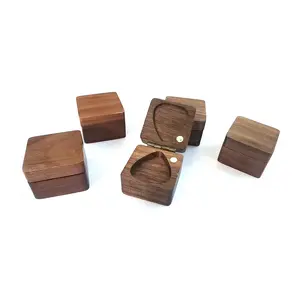 Nhà Máy Cung Cấp Trực Tiếp Đen Walnut Guitar Pick Box Nam Châm Gỗ Pick Trường Hợp Khách Hàng Logo OEM Hỗ Trợ