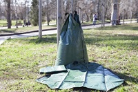 Sac d'irrigation à libération lente en PE réutilisable pour l'arrosage des arbres, le jardinage, la ferme et l'irrigation en serre, se connecte au tuyau d'arrosage