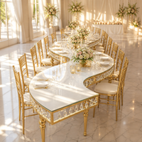 Table de Salle à Manger Serpentine en Verre avec Décorations en Cristal et Pieds en Acier Inoxydable pour Mariage