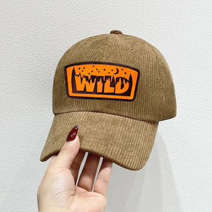 Gorra de béisbol lisa de 6 paneles con borde curvo a rayas con estampado bordado de pana gris al por mayor de diseño personalizado - Product Image 2