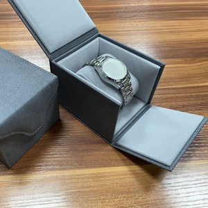 Boîtes et étuis à montres en cuir uniques et personnalisés à fente unique pour montres à quartz, boîte d'emballage de petite taille avec logo pour homme et femme - Product Image 6