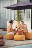 Piscine de luxe pour animaux, coussins flottants, poufs à fleurs, chaises pour enfants et adultes
