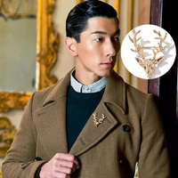 Broche tendance pour homme, col de costume, style rétro, or, motif animal mignon, tête de cerf dorée, accessoires personnalisés en forme de cornes
