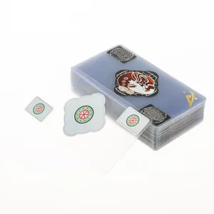 AYPC高品质透明塑料印刷定制设计标志透明扑克牌棋盘游戏水晶扑克牌带盒