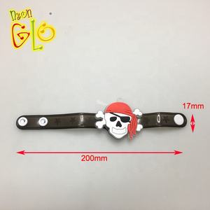 Cadılar bayramı oyuncaklar RGB ışık parti iyilik ile LED bilezik bileklik okul hediyeler ramazan yeni yıl Diwali şükran - Product Image 5