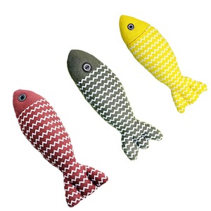 Commercio all'ingrosso di lino pesce erba gatta giocattolo interattivo per animali domestici giocattolo da masticare erba gatta peluche moto gatto giocattoli - Product Image 1