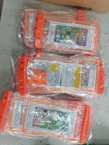 Bolsa Inflável à Prova d'Água com Design Último que Brilha no Escuro, PVC, para Celulares, Compatível com Todos os Tipos de Telefone - Product Image 6