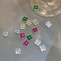 Nouveauté luxe ongles charmes vert rose cristaux fleur ongles bijoux or argent zircon 3d nail art pour salon de beauté
