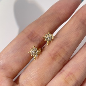 Pendientes de Estrella de Seis Puntas Chapados en Oro con Latón de Tianyu Gems - Estilo Clásico de Lujo con Incrustaciones de Circonita - Product Image 6