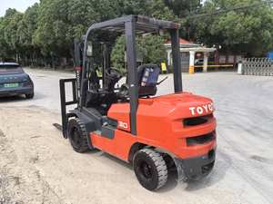 Chariot élévateur diesel Toyota FD30 d'occasion de 3 tonnes - Bon état, moteur et roulements testés, vendu par la marque japonaise d'origine - Product Image 5