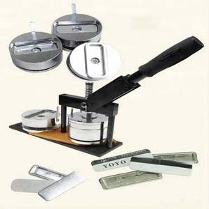 เครื่องทำปุ่มแบบกดมือ รูปทรงสี่เหลี่ยมผืนผ้า สำหรับเครื่องทำป้าย พร้อมใบรับรอง CE - Product Image 3