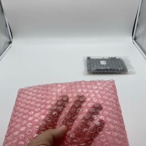 Sacs/Rouleaux de Film à Bulles d'Air en PE Rose et Blanc Recyclables pour Emballage Électronique et Expédition, Taille Personnalisée, Vente en Gros - Product Image 5