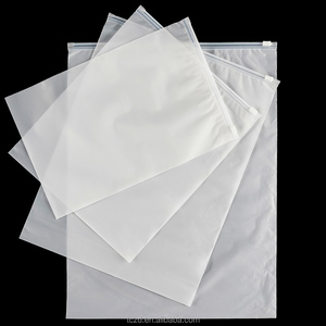 ถุงซิปใสแบบฝ้า EVA สำหรับใส่เสื้อผ้า ถุงพลาสติกซิปล็อคสำหรับบรรจุภัณฑ์เสื้อผ้า - Product Image 4