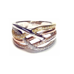Bague de fiançailles et de mariage large en or 18 carats trois tons avec diamant 100 % naturel au design torsadé tendance pour femme - Product Image 1