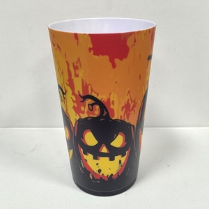 Vaso de Plástico Creativo de 16oz con Luz LED, Diseño de Halloween, Activación por Inducción y Cambio de Color al Contacto con Agua, para Adolescentes, Uso en Interiores - Product Image 4