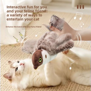 Jouet en peluche <span class=keywords><strong>pour</strong></span> chat, best-seller transfrontalier, en forme d'oiseau, avec herbe à chat intégrée, sons d'oiseaux réalistes, alimentation électrique automatique - Product Image 3