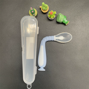 La cuchara de succión de silicona sin BPA se puede doblar 360 ° con caja de almacenamiento <span class=keywords><strong>para</strong></span> bebés pequeños que alimentan la vajilla de comedor - Product Image 2